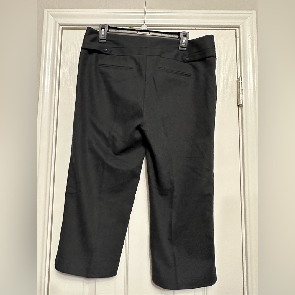 Stoosh Studio Capris - Picture 5 of 5